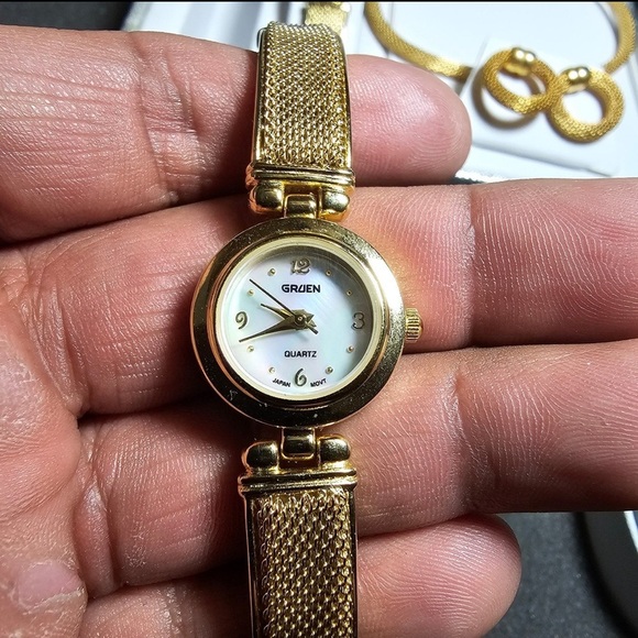 Gruen Ladies Quartz Watch GR7991 Working Set With Bracelet Necklace And Earrings - Picture 4 of 12